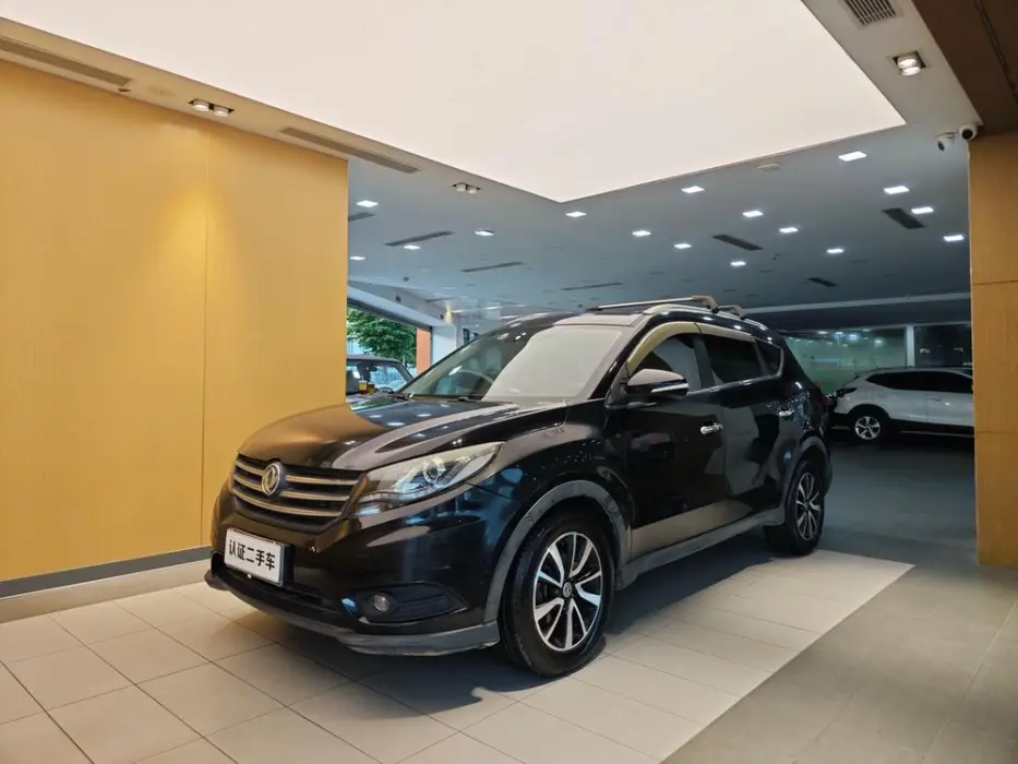 Fengguang 580 2017 1.5T CVT luxury model