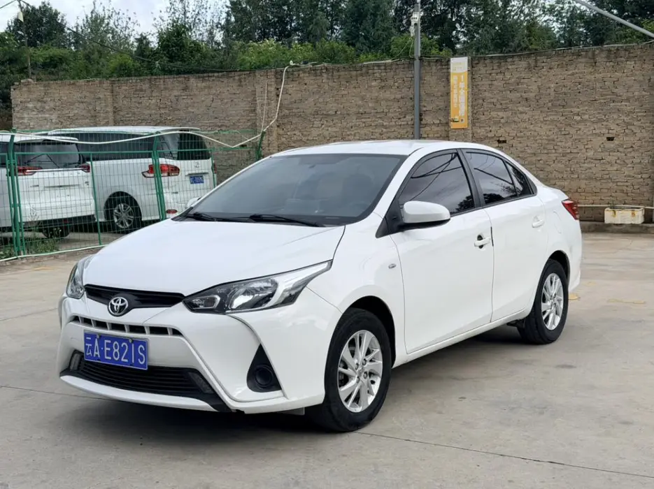YARIS L 2017 1.5E CVT Charming Edition
