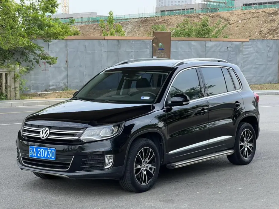 Tiguan 2015 1.8TSI automatic two-wheel drive luxury model