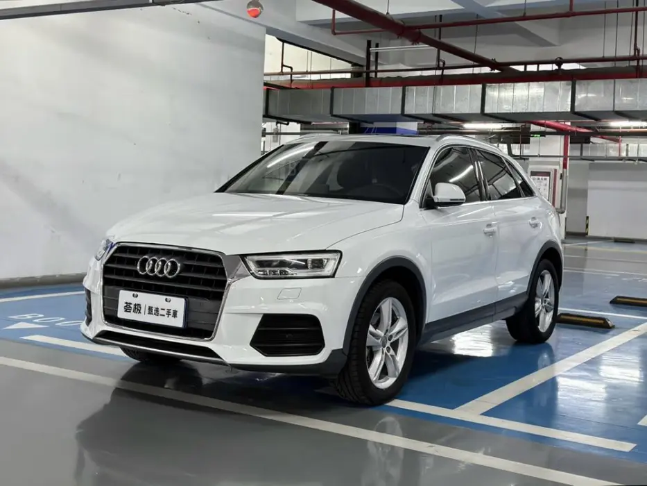 Audi Q3 2018 30th Anniversary Model 30 TFSI Fashion Model