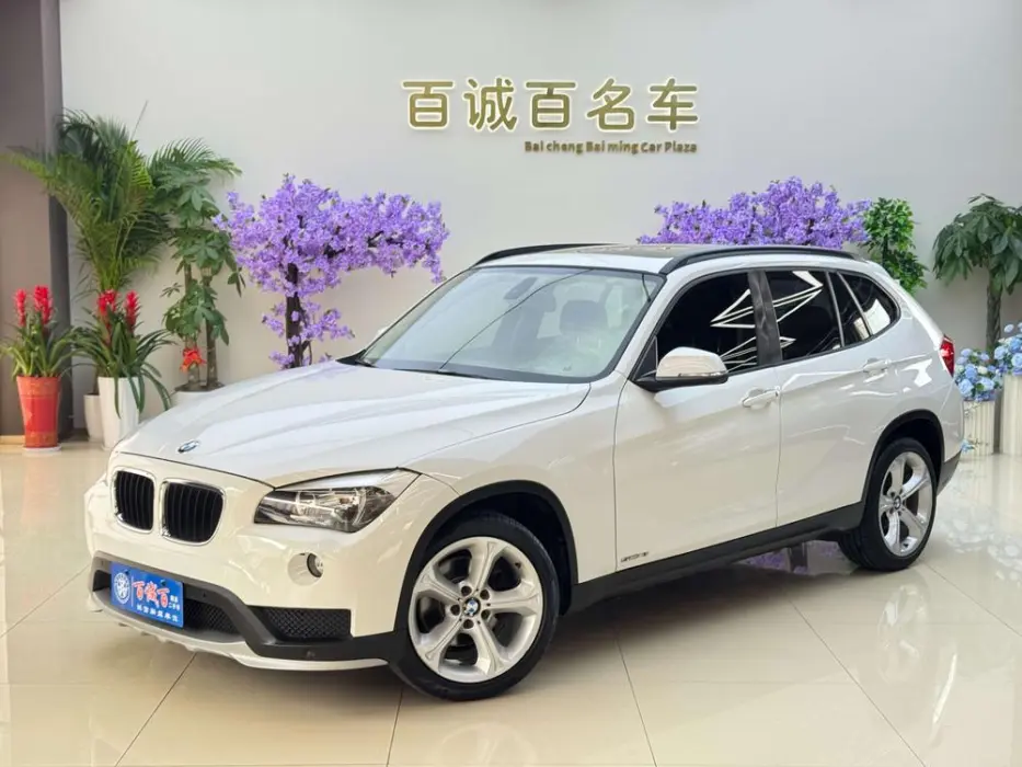 BMW X1 2015 sDrive18i stylish upgraded version