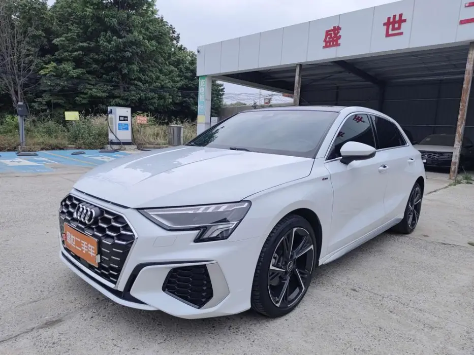 Audi A3 2024 Sportback 35 TFSI stylish and sporty