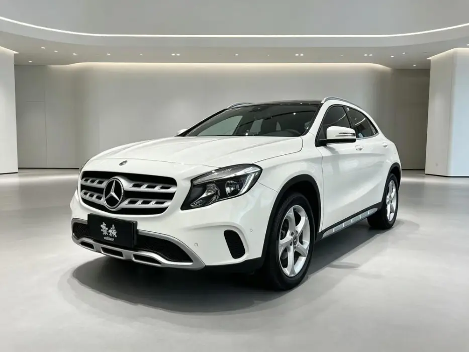 Mercedes-BenzGLA 2017 GLA 200 Dynamic