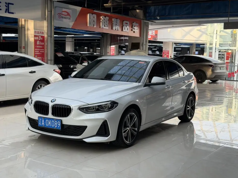 BMW 1 Series 2020 120i Fashion