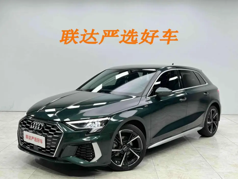 Audi A3 2023 facelift Sportback 35 TFSI stylish and sporty