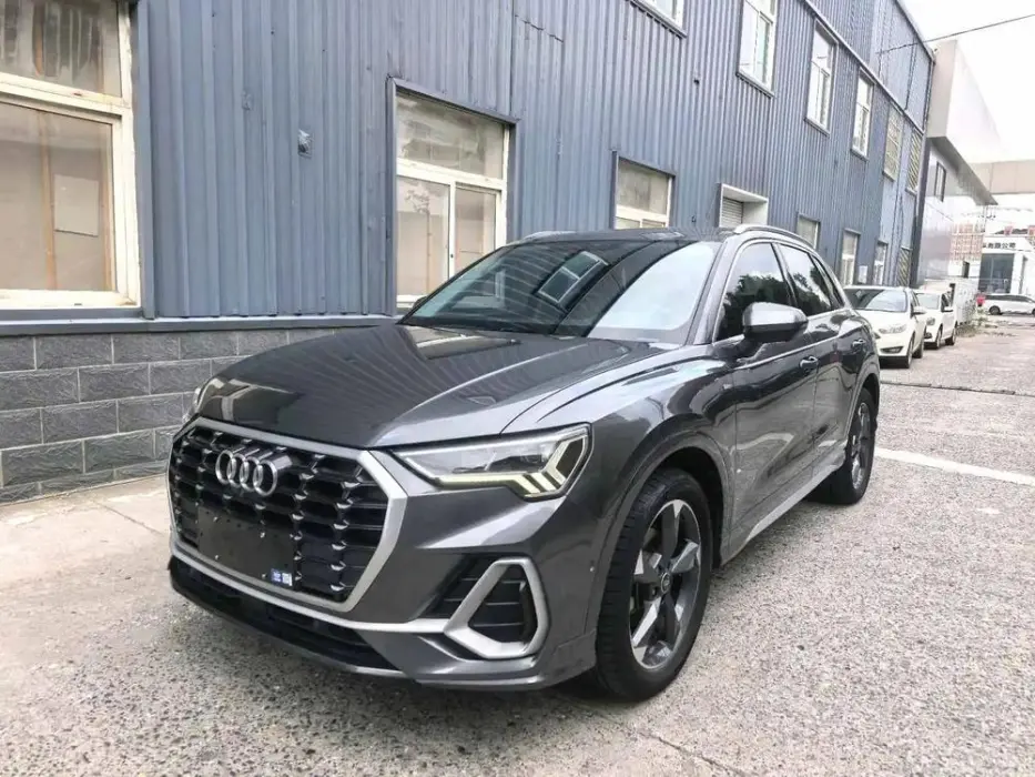 Audi Q3 2022 35 TFSI Fashionable and Dynamic