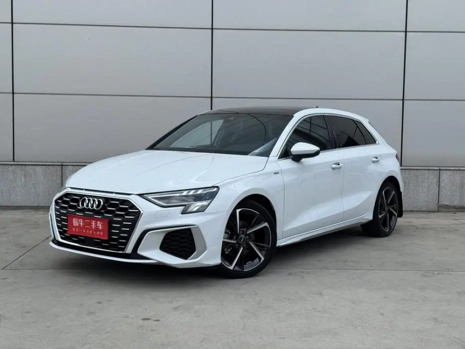 Audi A3 2022 Sportback 35 TFSI stylish and sporty