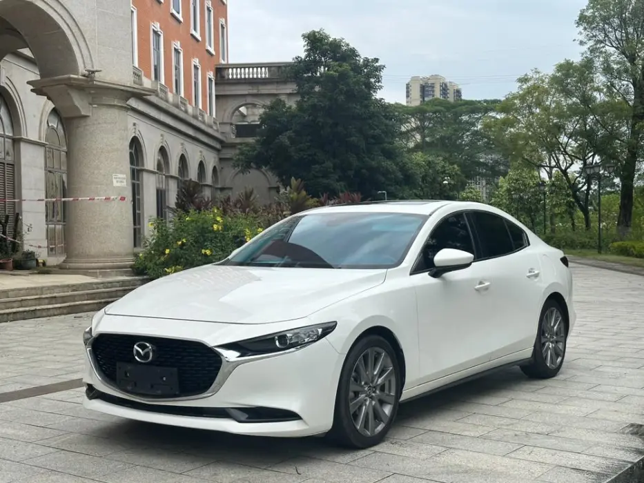 Mazda3 Angkesela 2022 2.0L Automatic Premium Edition