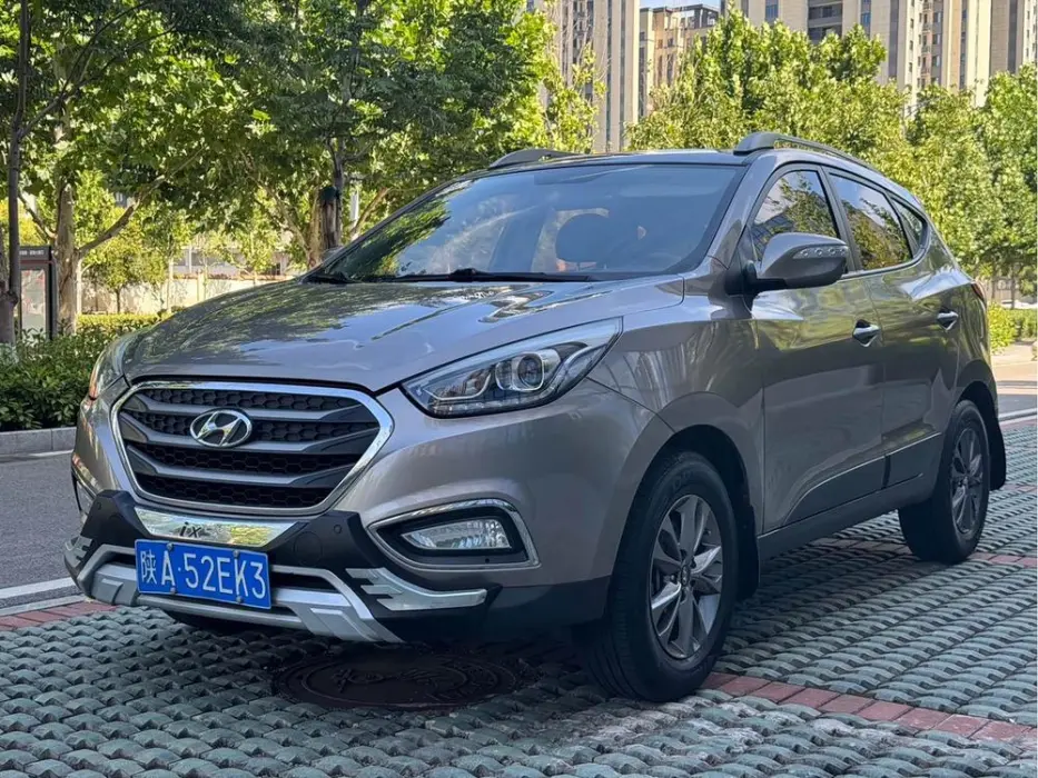 Hyundai ix35 2015 2.0L automatic two-wheel drive comfort model National V