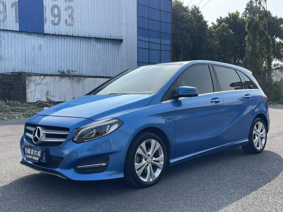 Mercedes-Benz B-Class 2015 B 200 Fashion Model