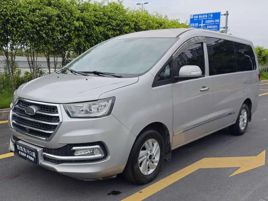 Refine M4 2016 2.0L manual luxury smart model