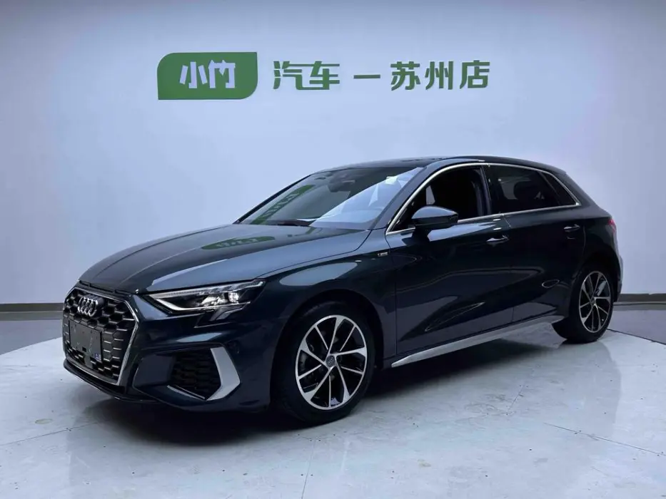 Audi A3 2022 Sportback 35 TFSI aggressive sports model