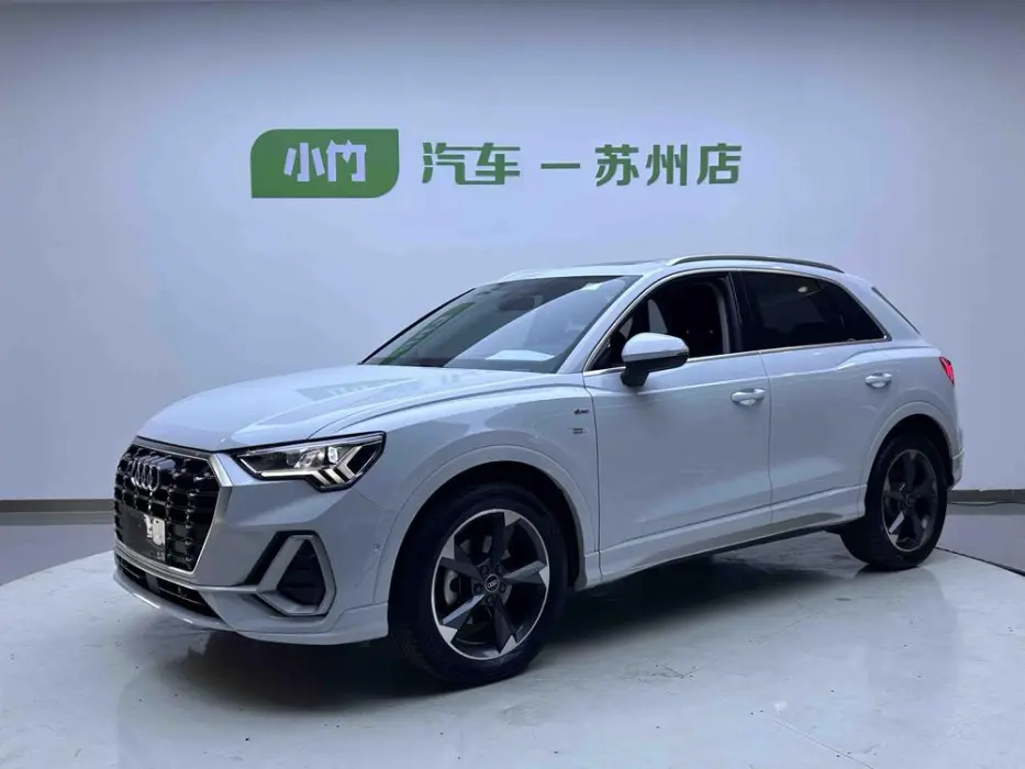 Audi Q3 2022 35 TFSI Fashionable and Dynamic