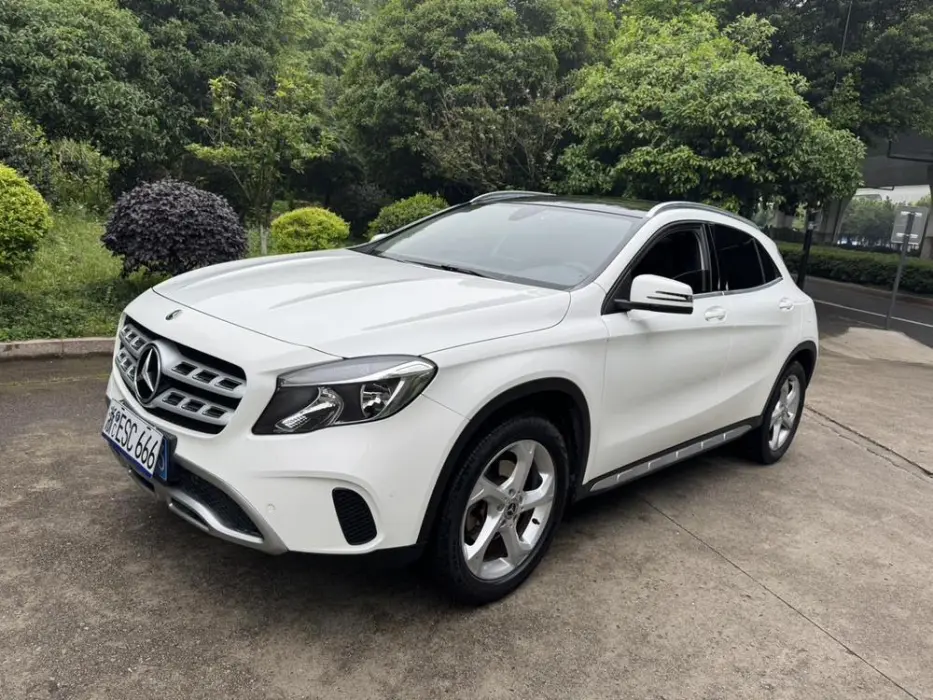 Mercedes-BenzGLA 2018 GLA 200 Dynamic