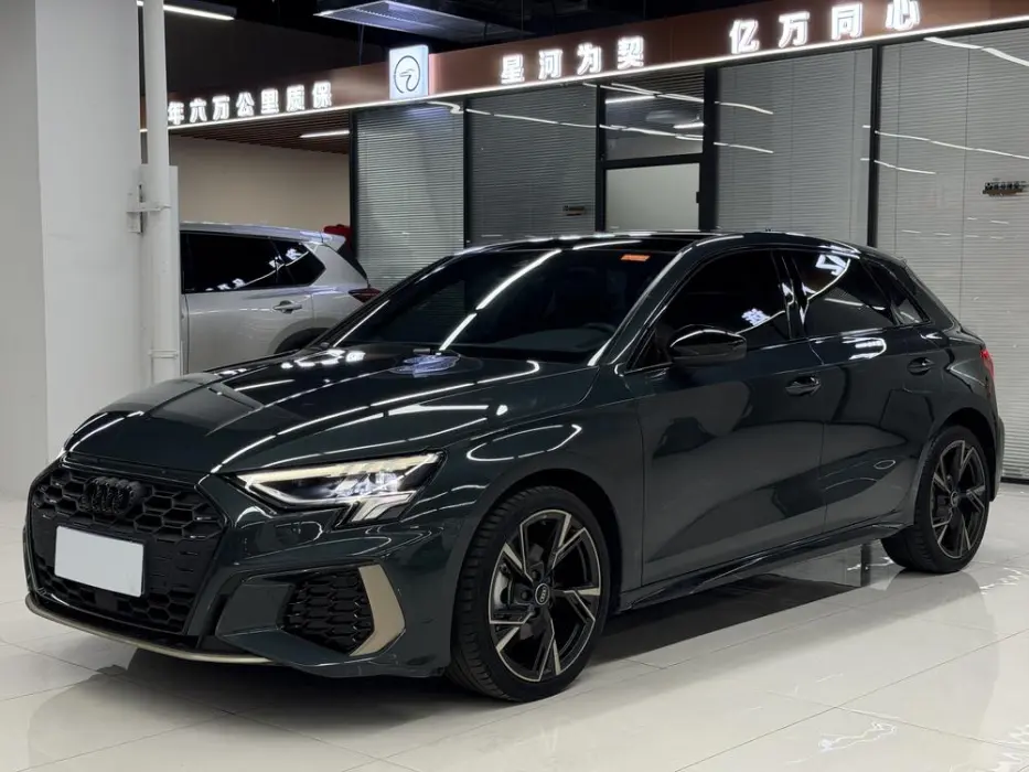 Audi A3 2024 Sportback 35 TFSI RS Kit Burning Speed ​​Type