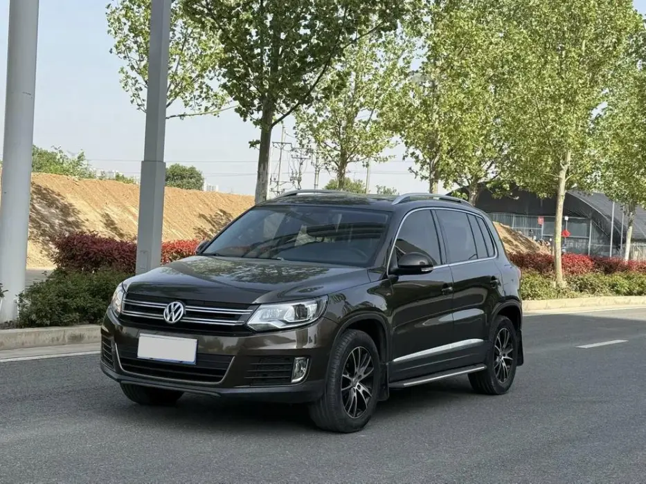 Tiguan 2015 1.8TSI automatic two-wheel drive luxury model