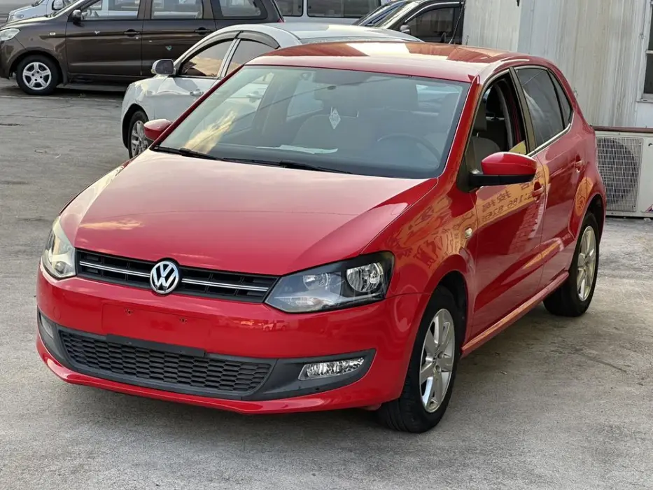 Polo 2013 1.6L automatic comfort version