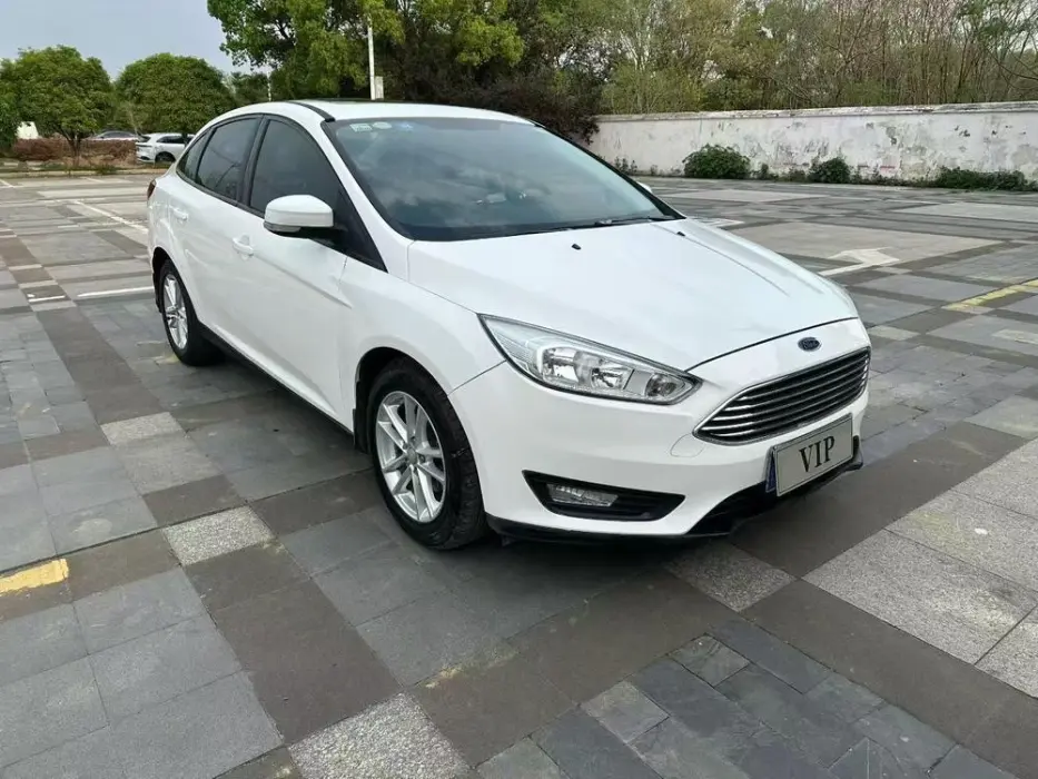 Focus 2018 Classic Edition Sedan 1.6L Automatic Fashion Smart Travel Edition