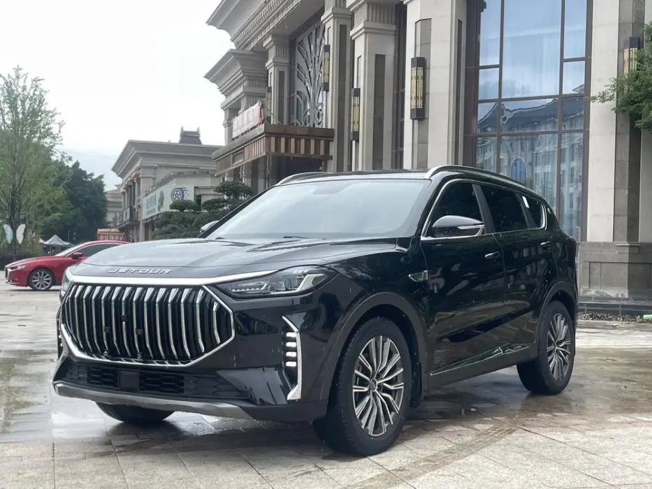 Jietu X70 PLUS 2023 model 1.5T DCT Brave PLUS 7 seats