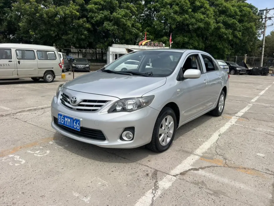 Corolla 2013 Special Edition 1.6L Automatic to Cool GL