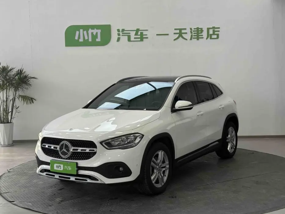 Mercedes-BenzGLA 2022 GLA 180