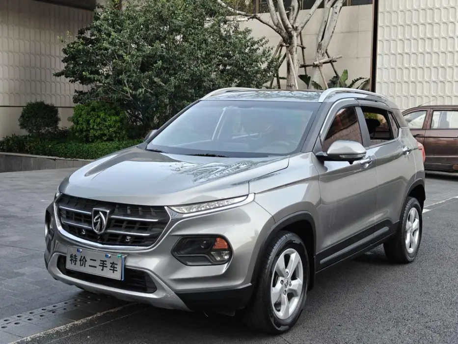 Baojun 510 2017 1.5L automatic fashion model