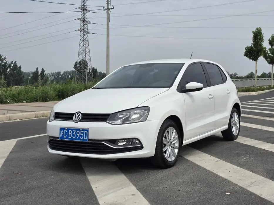 Polo 2016 1.6L automatic comfort model