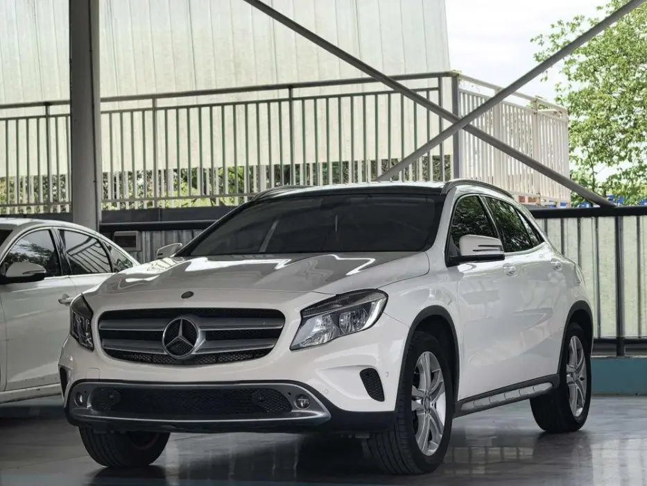 Mercedes-BenzGLA 2017 GLA 200 Dynamic