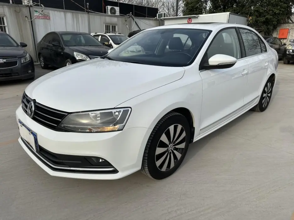 Sagitar 2018 1.6L automatic comfort model