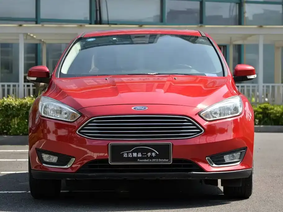 Focus 2017 sedan 1.6L automatic fashion smart version