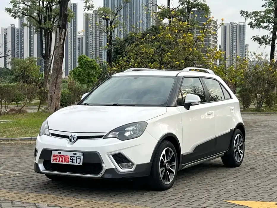 MG 3SW 2015 model 1.5L AMT elite model