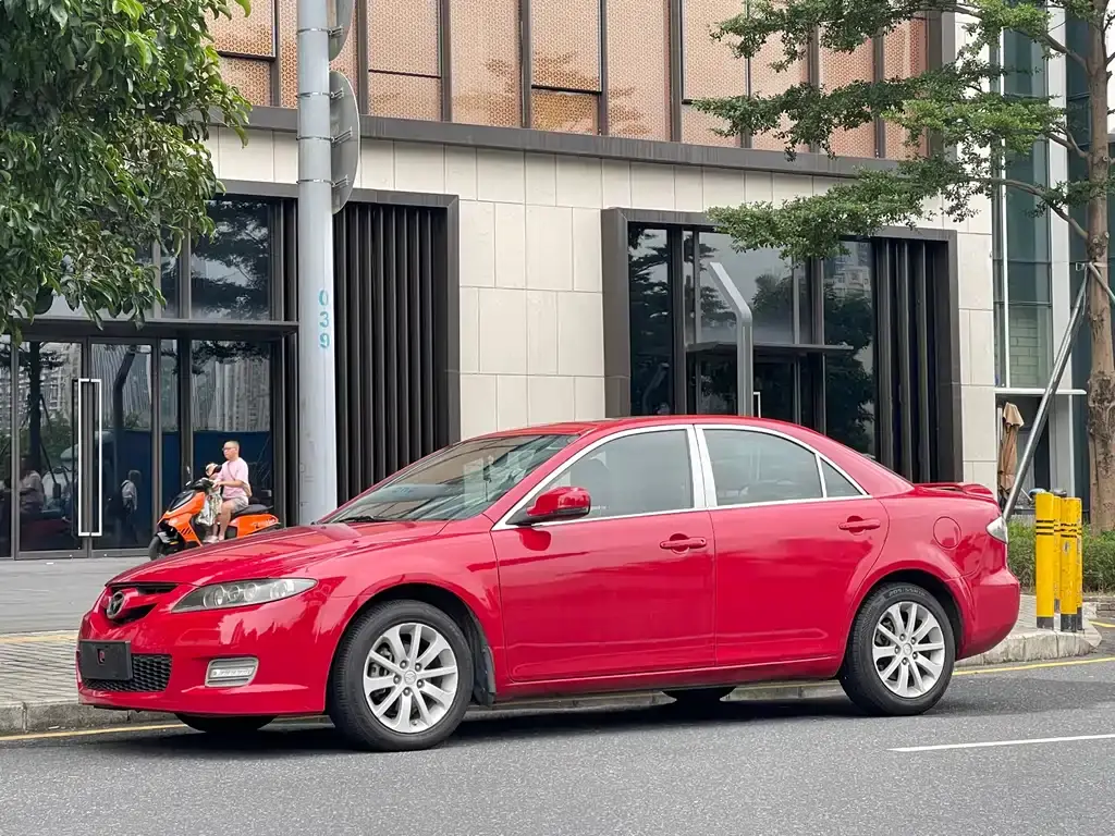 Mazda6 2013 2.0L automatic fashion model