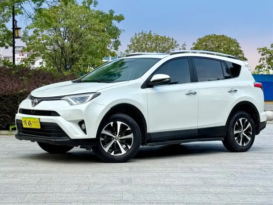 RAV4 Rongfang 2016 model 2.0L CVT two-wheel drive fashion version Guo V