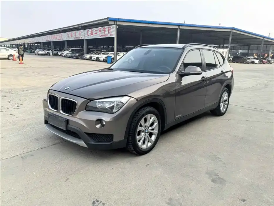 BMW X1 2013 sDrive18i Fashion Model