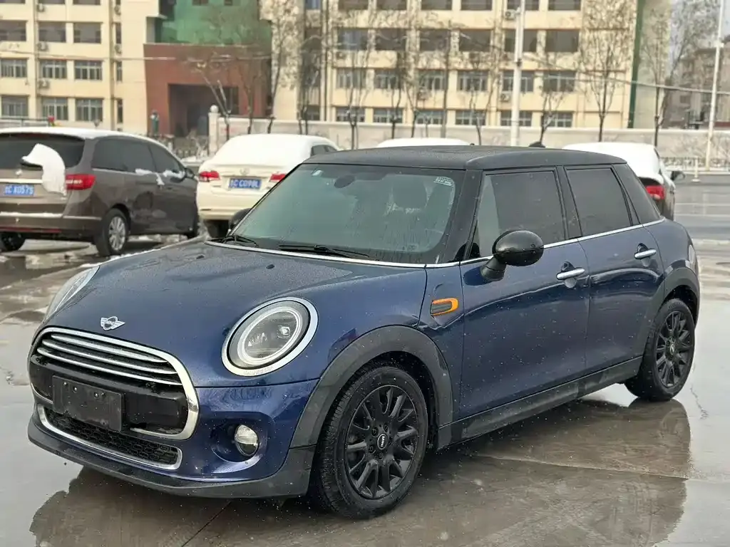 MINI 2016 1.5T COOPER five-door version