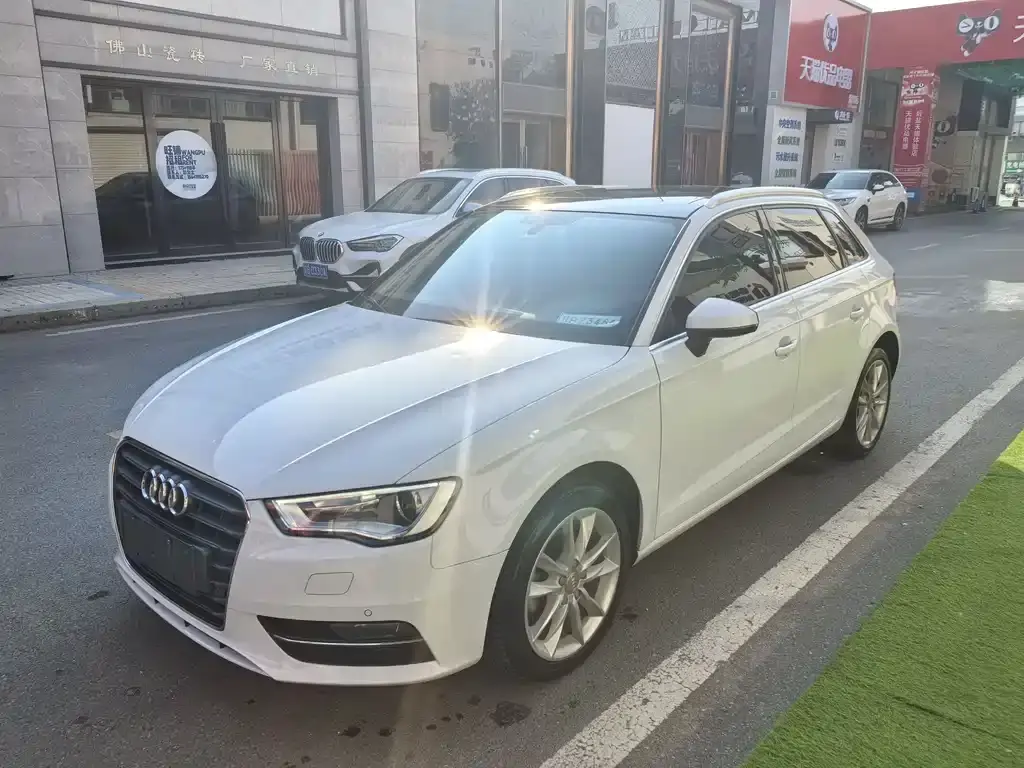 Audi A3 2014 Sportback 35 TFSI automatic comfort model