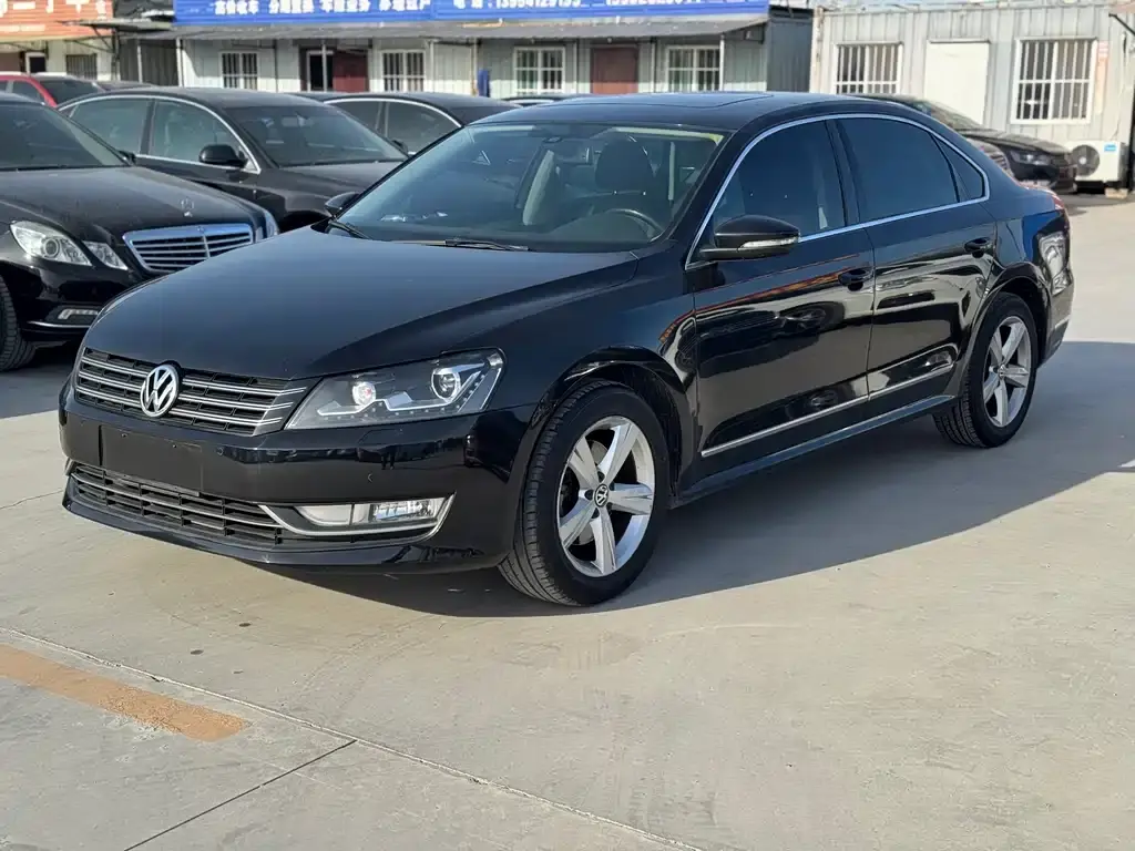 Passat 2013 1.8TSI DSG Royal Edition