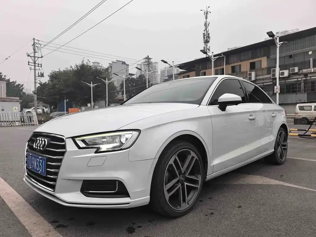 Audi A3 2020 Limousine 35 TFSI Enterprising National V
