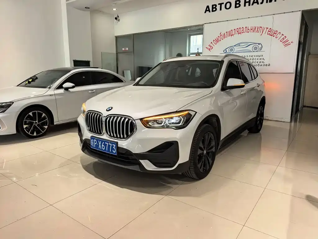 BMW X1 2022 sDrive20Li Exclusive Model