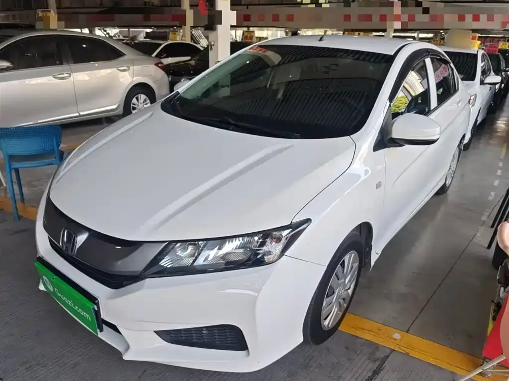 Fengfan 2015 1.5L CVT Comfort Edition