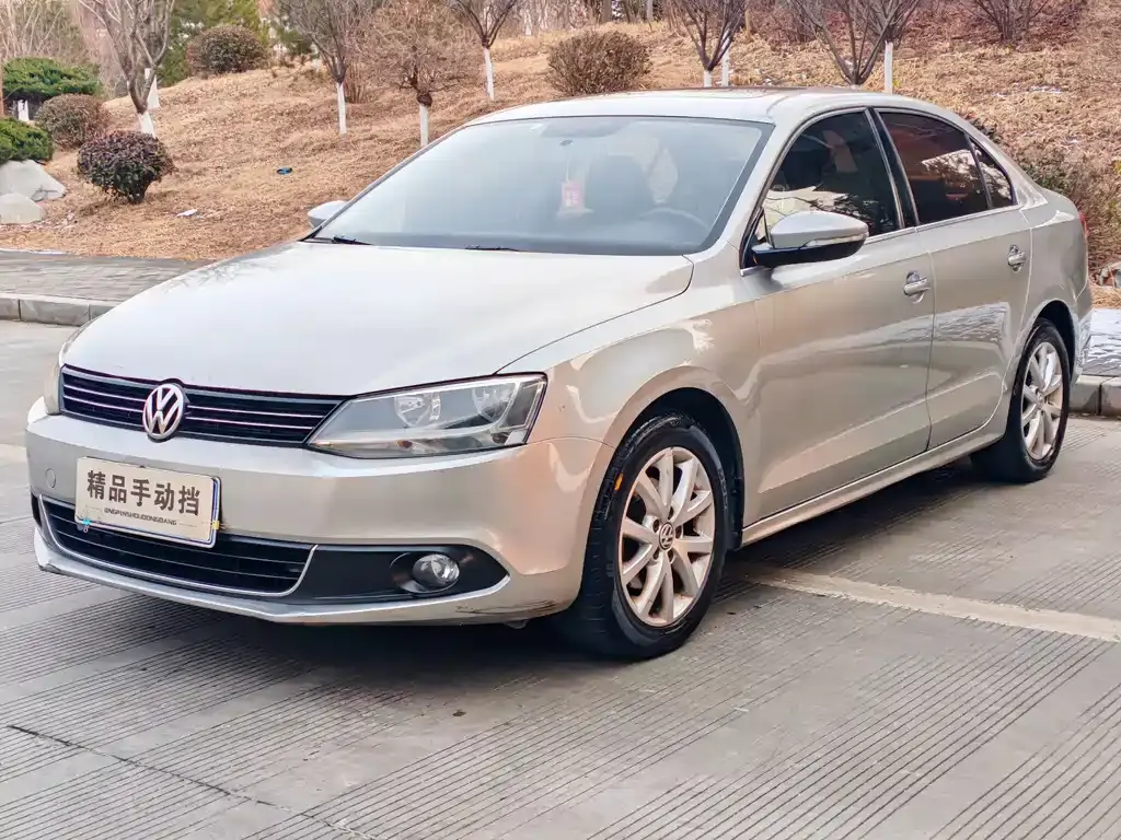 Sagitar 2014 facelift 1.6L manual comfort type