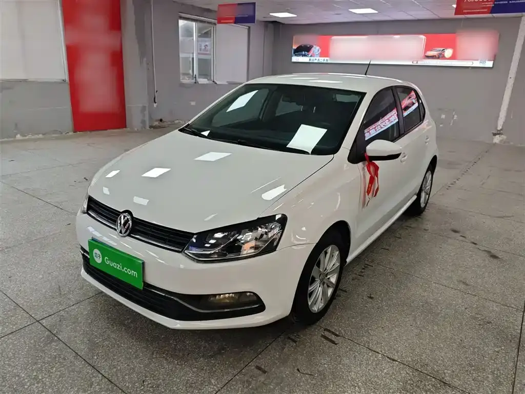 Polo 2014 1.6L automatic comfort version
