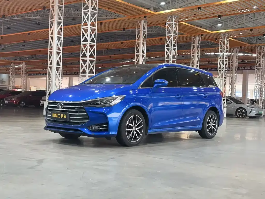 Song MAX 2017 1.5T automatic intelligent connected elite type 7 seats