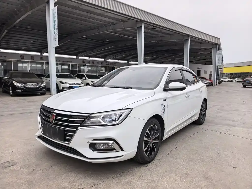 Roewe i5 2020 1.5L automatic 4G Internet leading version