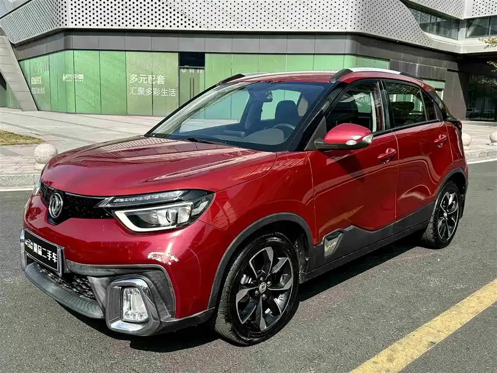 Dongfeng Fengshen AX4 2017 1.6L DCT fashion model