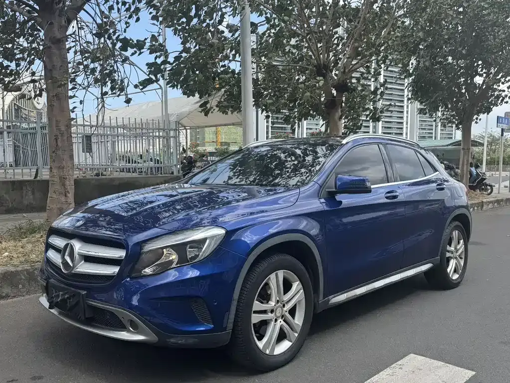 Mercedes-BenzGLA 2016 GLA 200 Dynamic