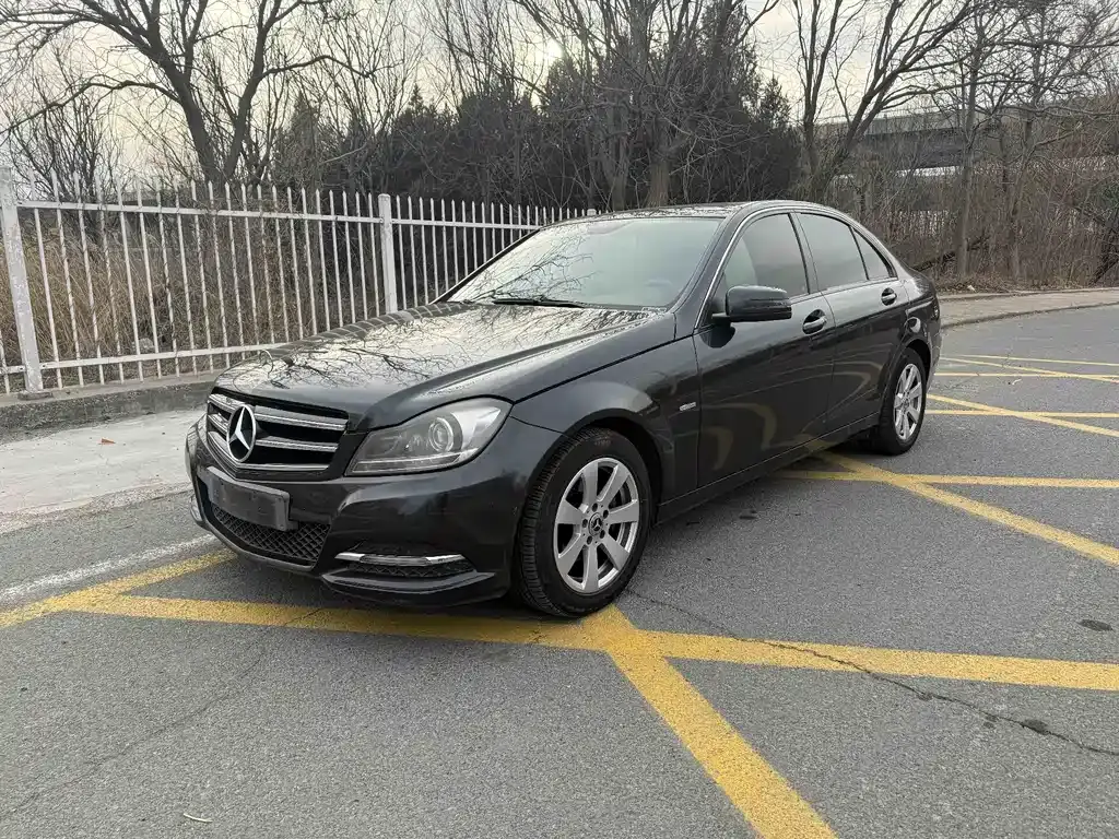 Mercedes-Benz C-Class 2011 C 180K Classic