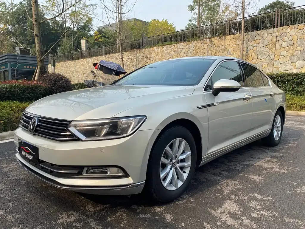 Magotan 2018 280TSI DSG leading model
