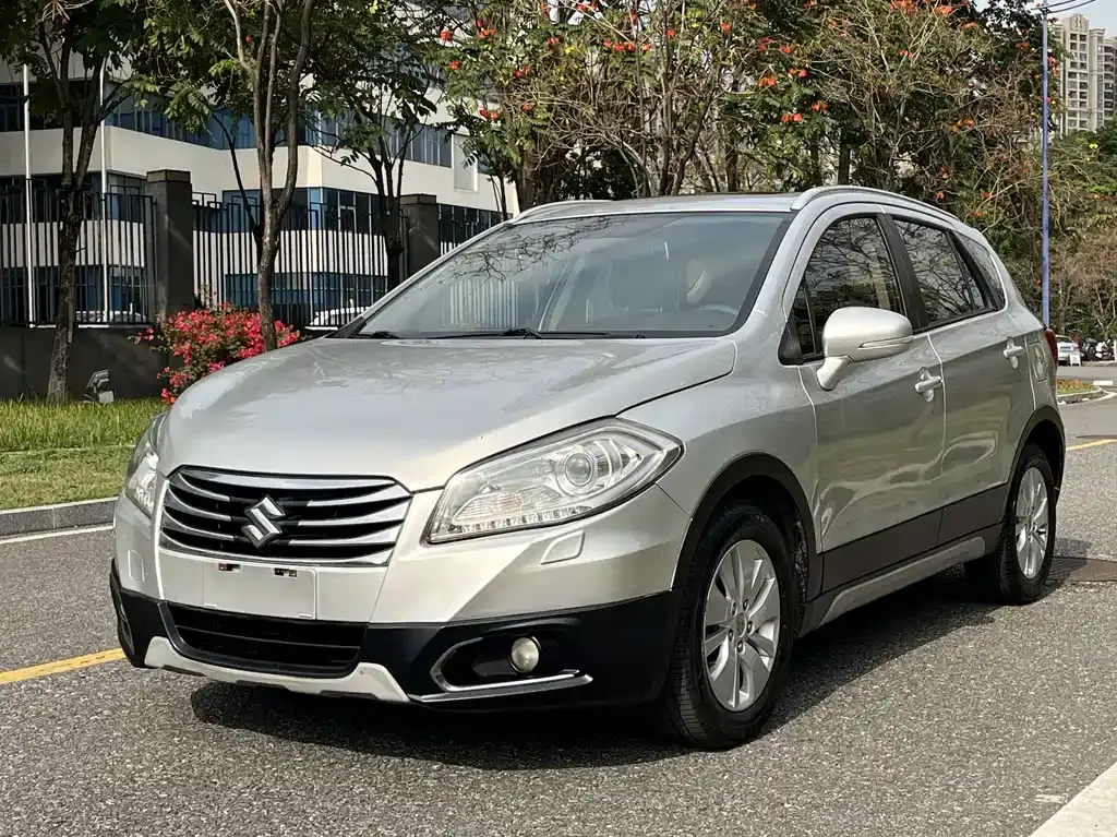 Fengyu 2014 1.6L CVT two-wheel drive elite model