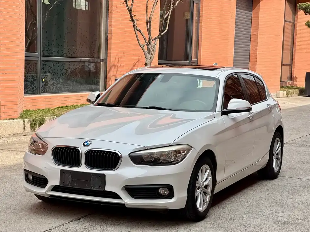 BMW 1 Series imported 2016 118i leading model